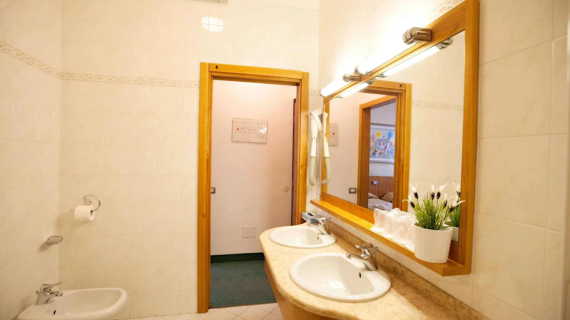 Hotel Dei Fiori Milan 3*,  Italy